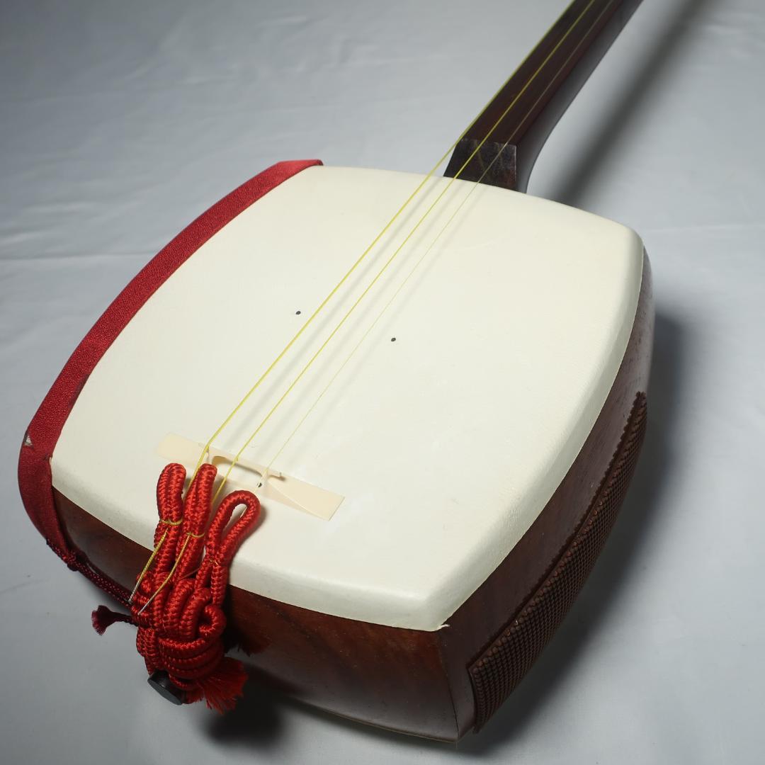 三味線 中棹 撥 予備弦 ハードケース付 民謡 和楽器