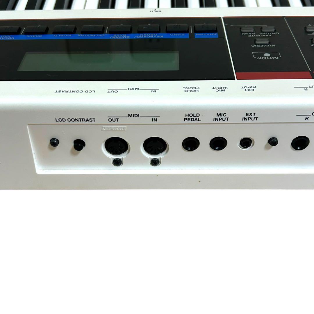 Roland ローランド　JUNO- Di 通電確認のみ　ホワイト