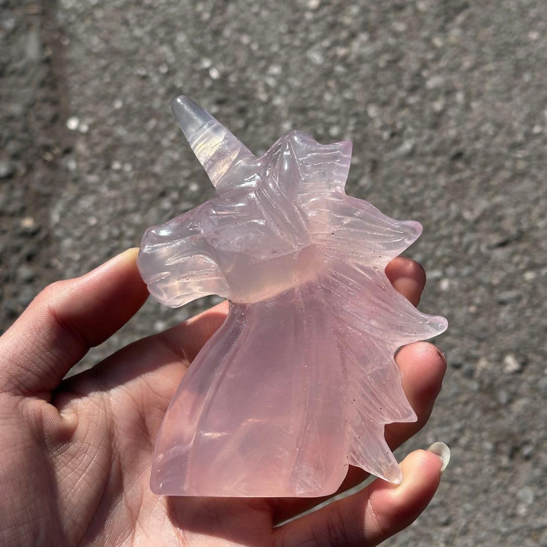 天然石ローズクォーツのユニコーン置物　ご購入前に在庫確認G.1206