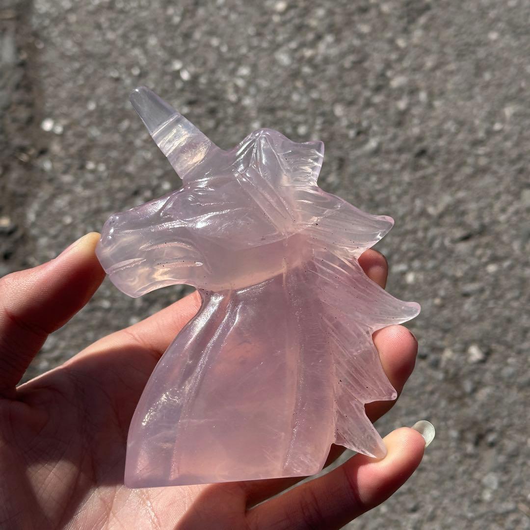 天然石ローズクォーツのユニコーン置物　ご購入前に在庫確認G.1206