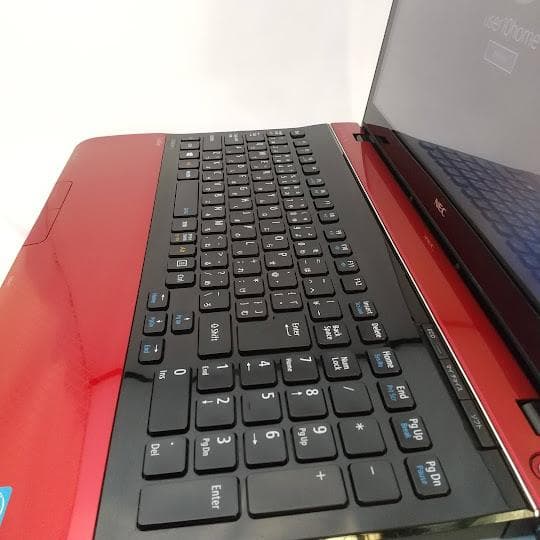 NECノートPC Windows10　Corei5 ブルーレイ Webカメラ内蔵