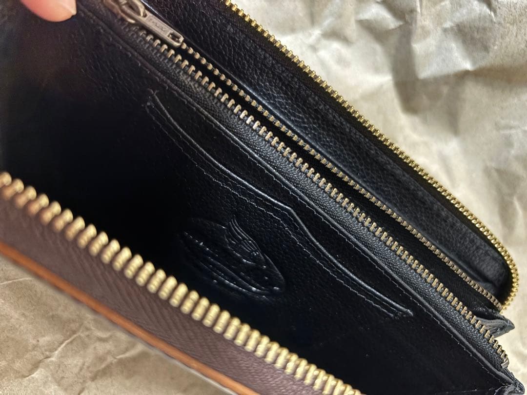コードバン　ラウンドファスナー長財布　レザーウォレット　ジッパー 財布カウレザー