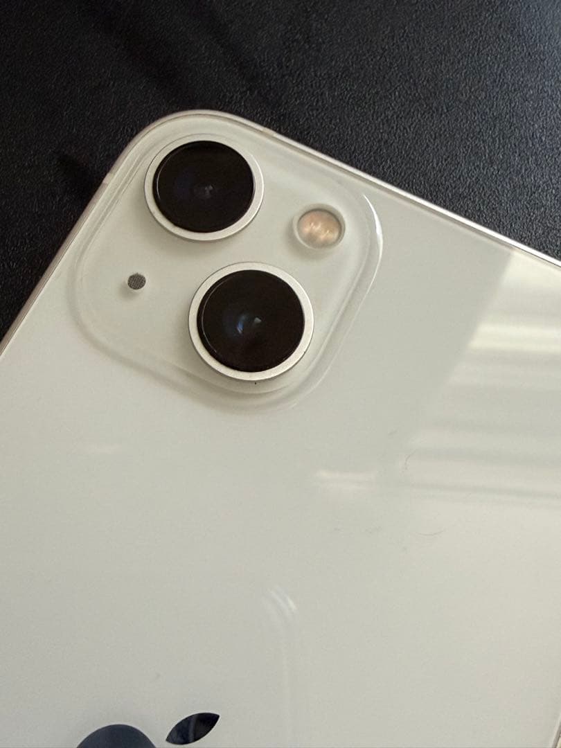 Apple iPhone 13 ホワイト 本体 ⚠️ジャンク品