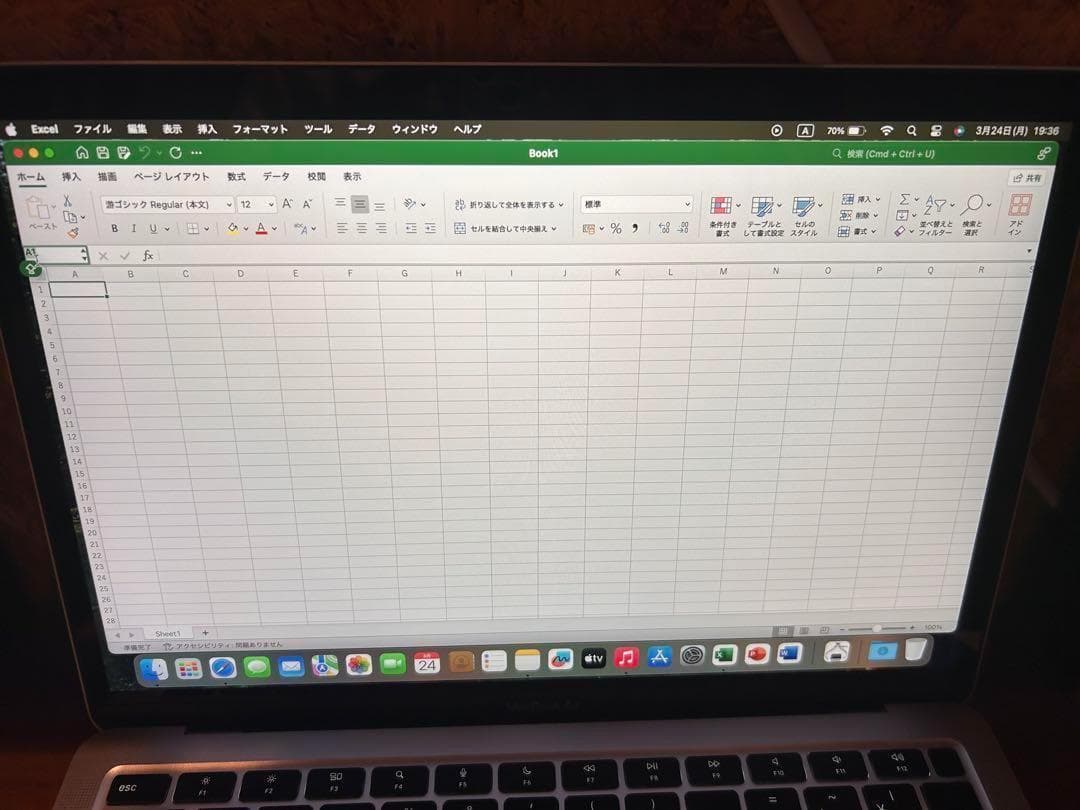 Apple MacBook Air (M1, 2020)、OFFICEあり
