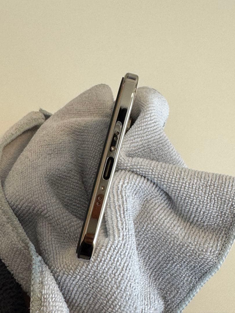 【美品・付属品完備】iPhone Air 512GB ライトゴールド