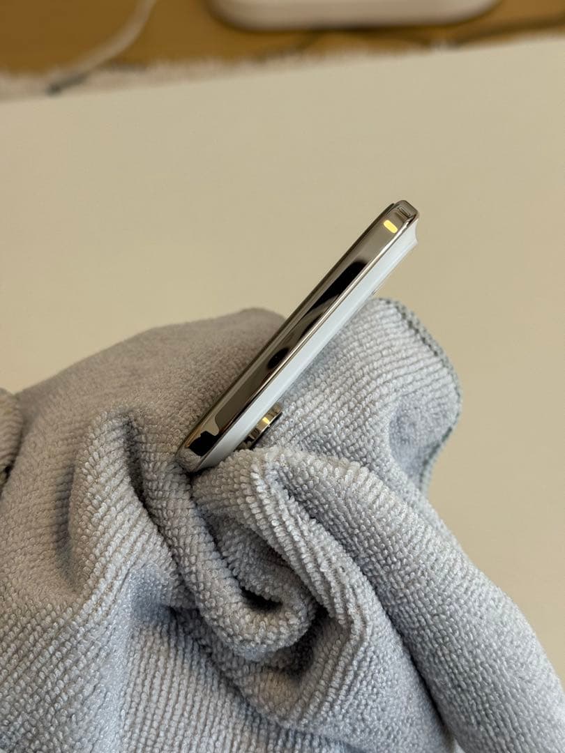 【美品・付属品完備】iPhone Air 512GB ライトゴールド