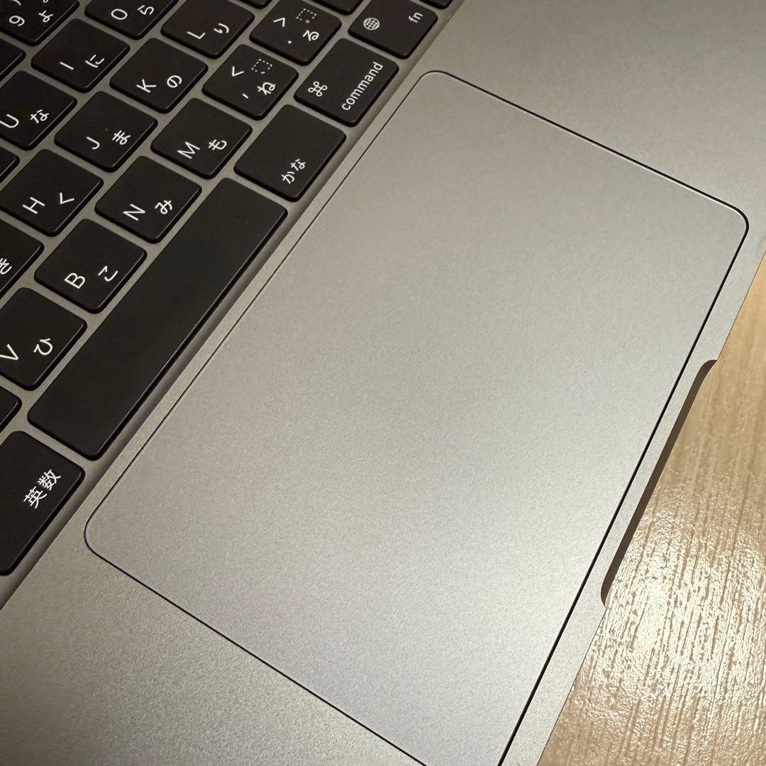 13.6 MacBook Air M2 16GBメモリ512GB スペースグレイ