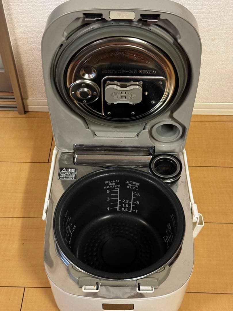 パナソニックPanasonic スチーム可変圧力IH 炊飯器　SR-SPX103