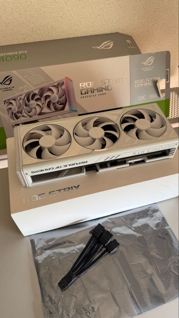 グラフィックボード・グラボ・ビデオカード ASUS ROG STRIX GEFORCE RTX 4090 OC 24GB