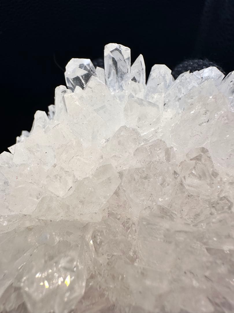 希少 四川省産 菊花水晶 クラスター 333g フラワークォーツ 水晶 629