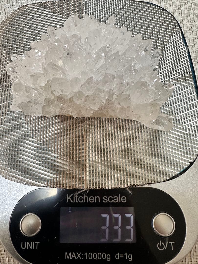 希少 四川省産 菊花水晶 クラスター 333g フラワークォーツ 水晶 629