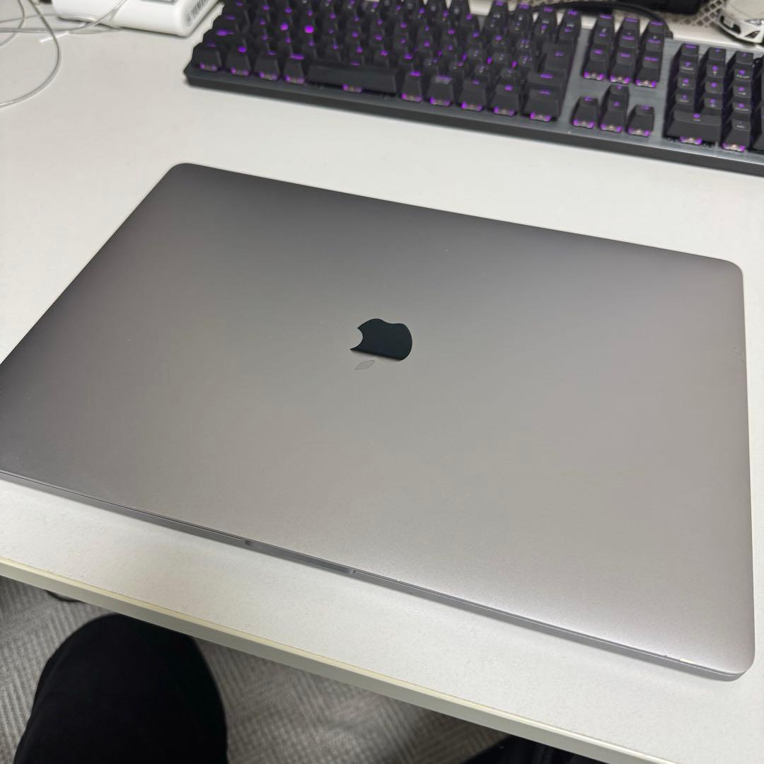 MacBook Pro 16インチ i9 16GB 1TB