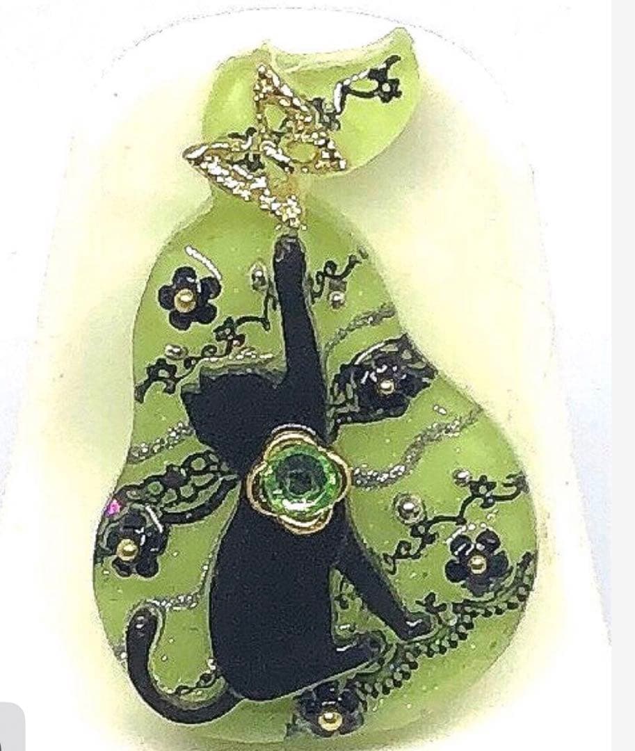 レジンヘアゴム いちごソーダー猫ちゃん