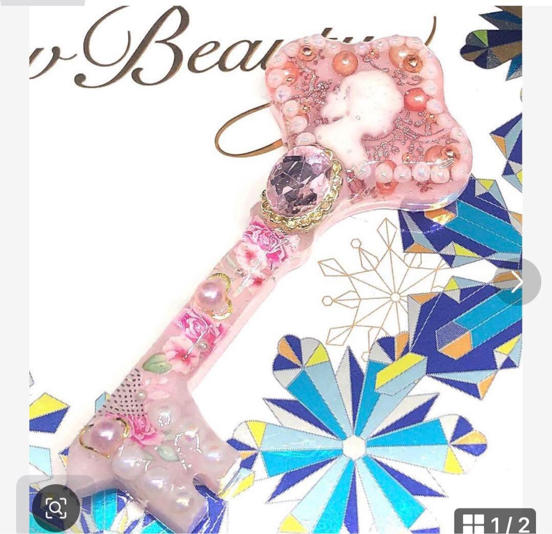 レジンヘアゴム いちごソーダー猫ちゃん