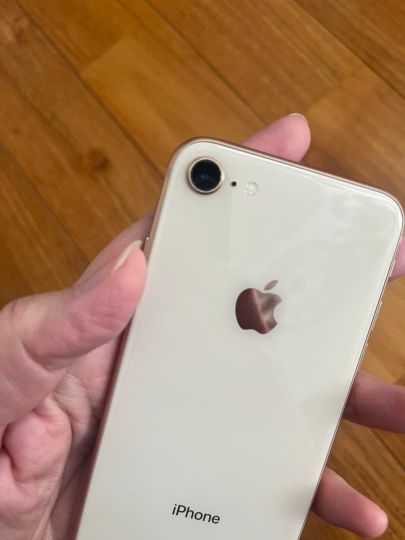 iPhone8 64G 中古品　SIMフリー