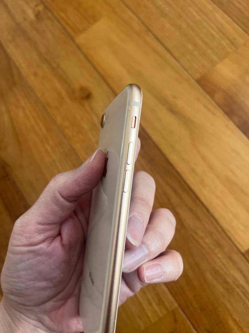 iPhone8 64G 中古品　SIMフリー