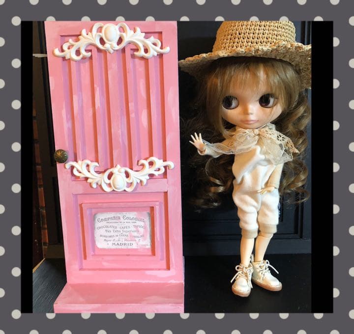 はな様❤️専用　ブライス　撮影用リバーシブルドアオブジェ可愛いおまけ５点小物付