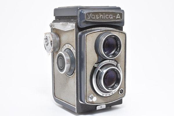 フィルムカメラ Yashica A 6x6 TLR Yashikor 80mm F3.5