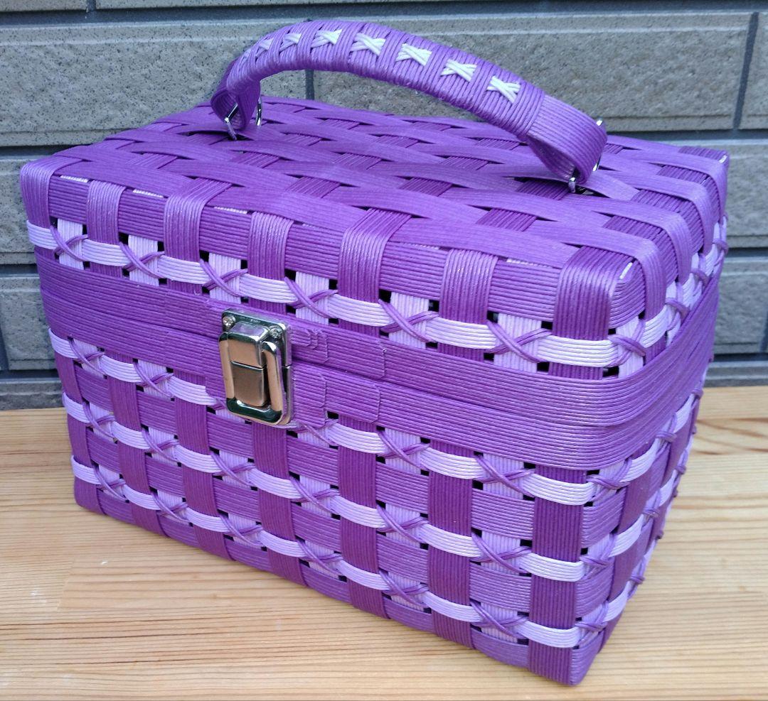 専用　透かし模様(緑色系)クロスステッチ(紫色×薄紫色)らせん模様(新緑色)