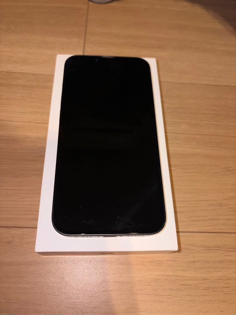 iPhone16e 128GB バッテリー容量100%