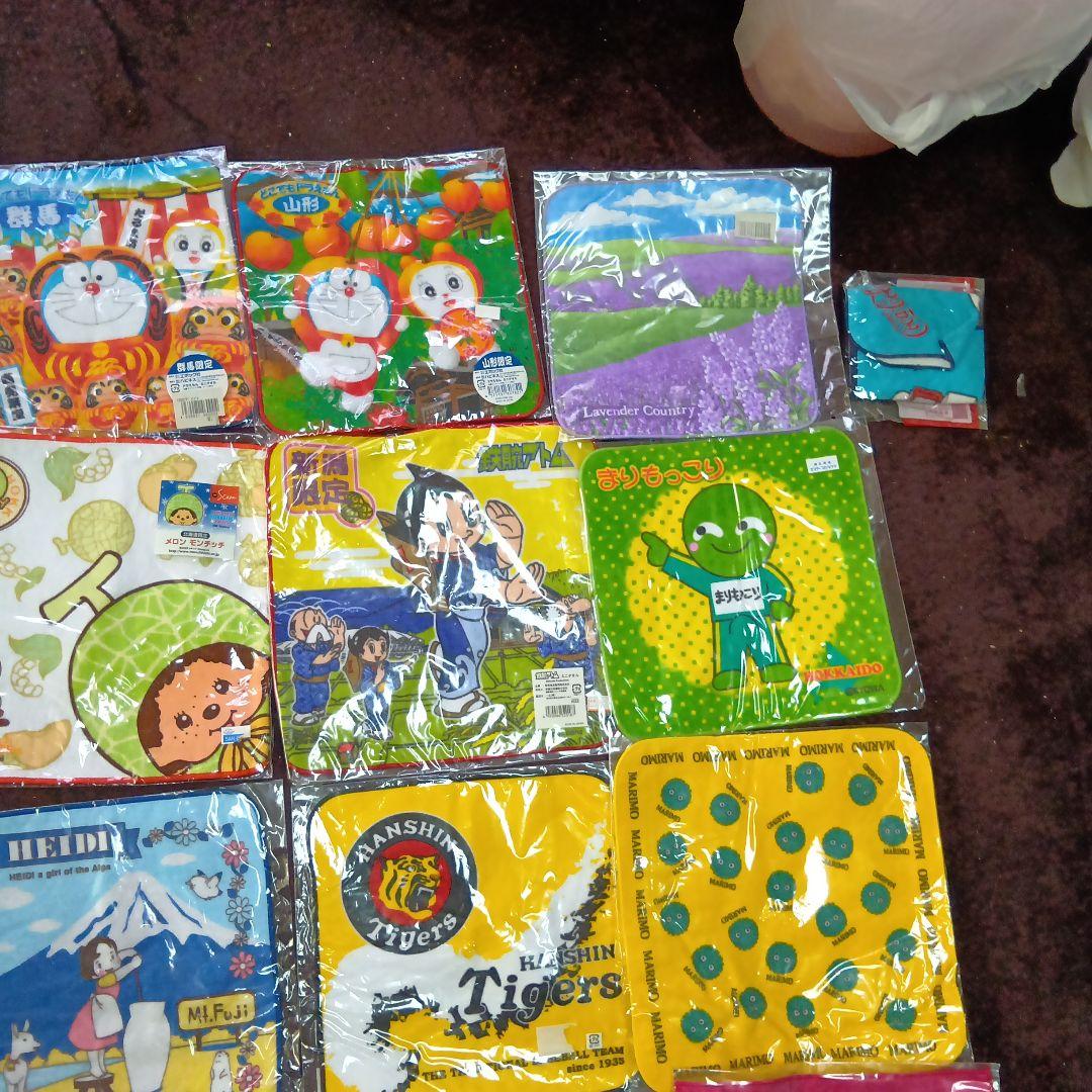 キティちゃん他御当地タオルハンカチ、ハンドタオルセット計46点