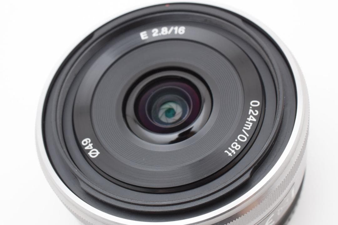 超美品 SONY E 16mm F2.8 SEL16F28 シルバー M504