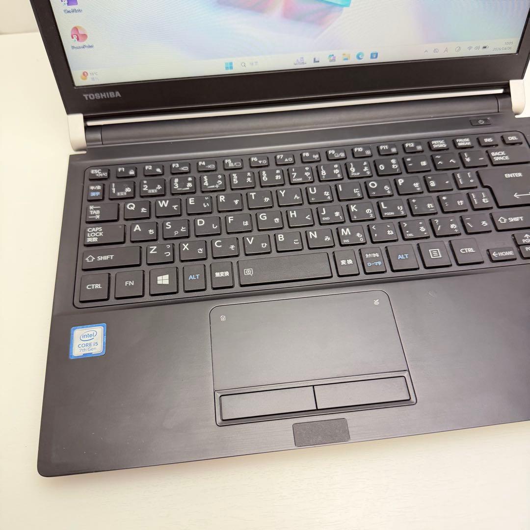 【美品】dynabook R73/M ★ Windows 11 Pro