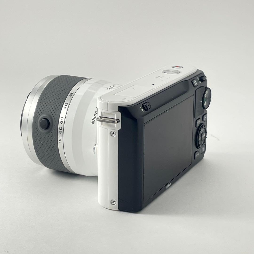 【極上美品・返品保証】Nikon1 J1ホワイト レンズキット