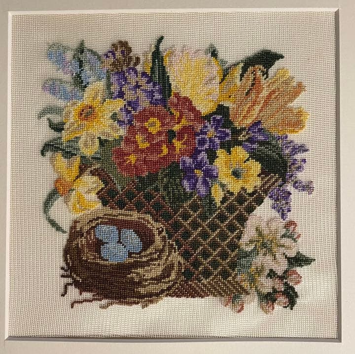 プチポアン　刺繍額絵　フラワーバスケット