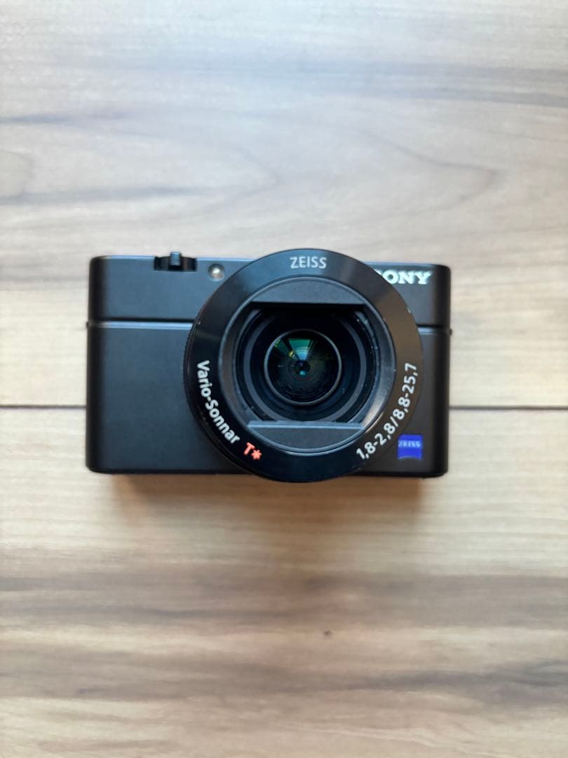 SONY Cyber−Shot RX DSC-RX100M4