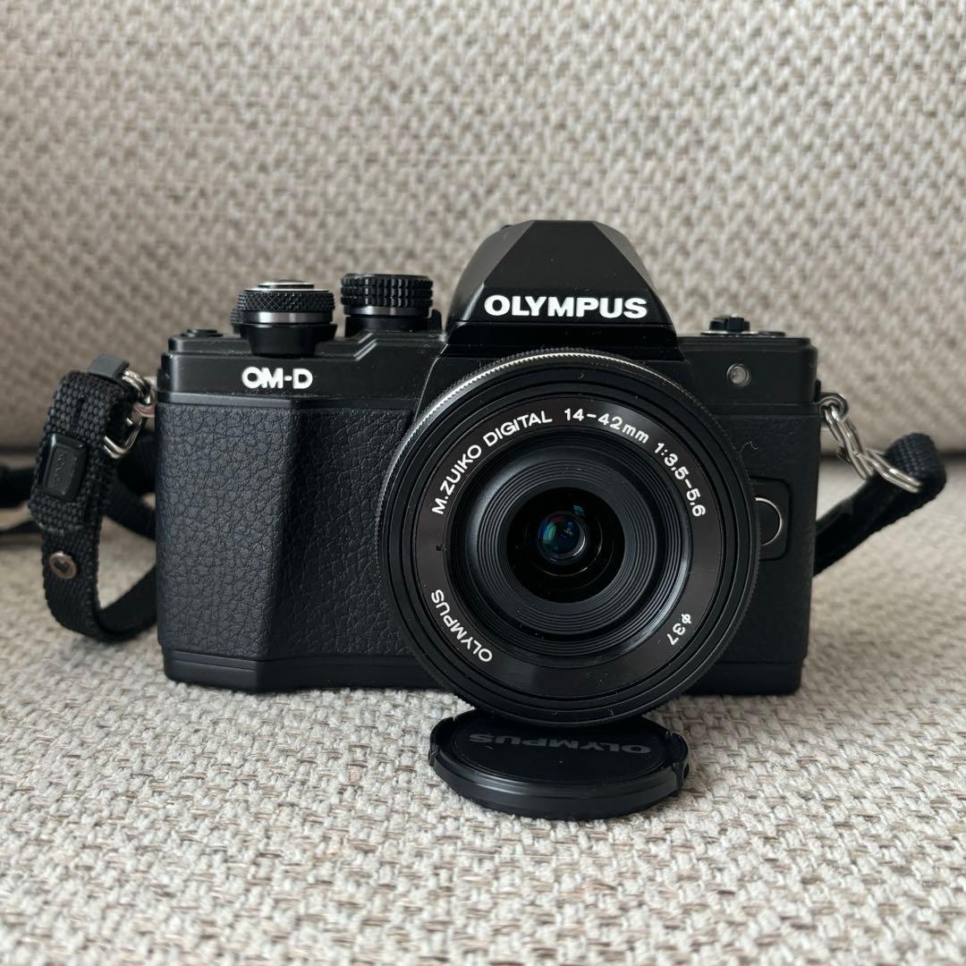 美品 OLYMPUS OM-D E-M10 MarkⅡ EZダブルズームキット