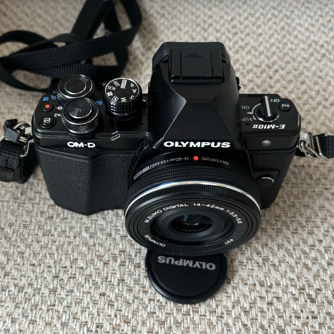 美品 OLYMPUS OM-D E-M10 MarkⅡ EZダブルズームキット