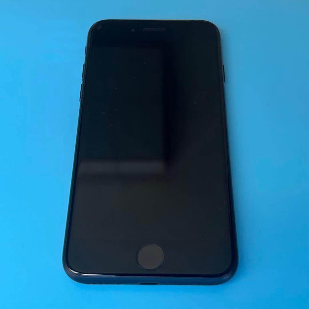 iPhone7 32GB本体 ブラック　SIMロック解除済み