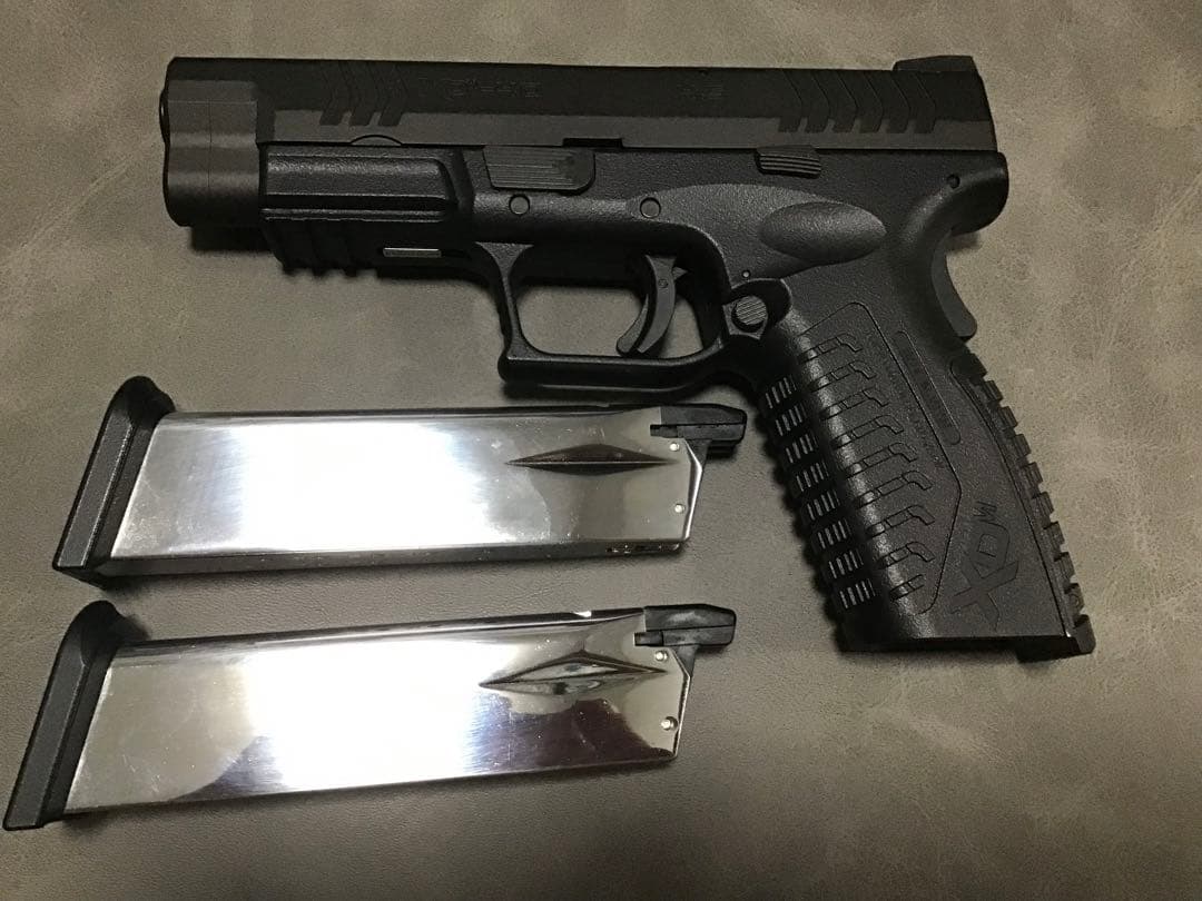 東京マルイ XDM-40￼ ブラック マガジン2本付き