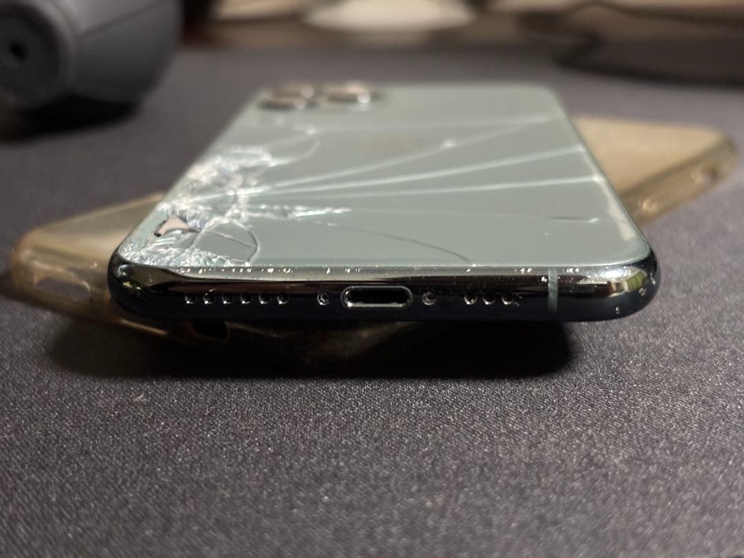 Apple iPhone11 Pro MWC62J/A 64GB ミッドナイト