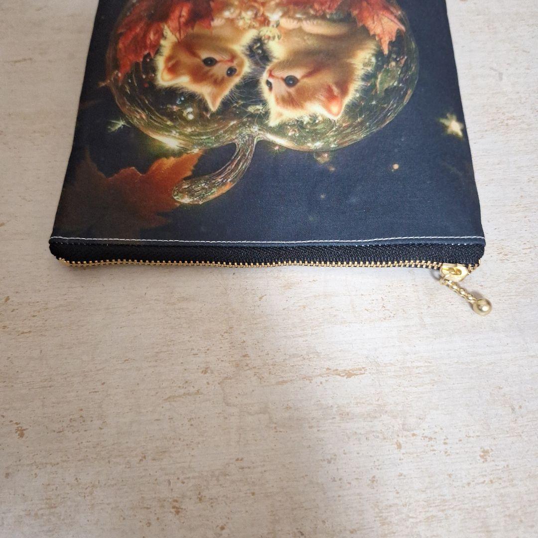 激レアねこパネル生地　ハンドメイド　フラットポーチ　ミニバック