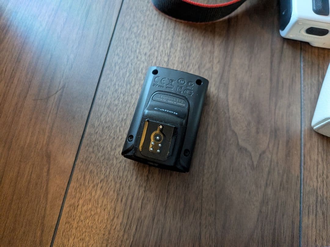 ※動作未確認※ 充電器機なし　Canon EOS M レンズ2本付き
