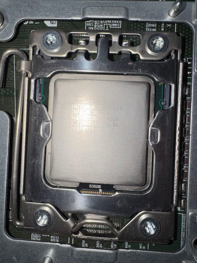 シ*ン様 HP DL360 G7 1Uサーバー 8コア16スレッド