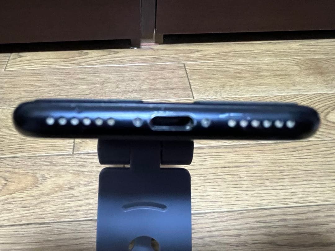 Apple ihone SE（第二世代）ブラック本体64GB