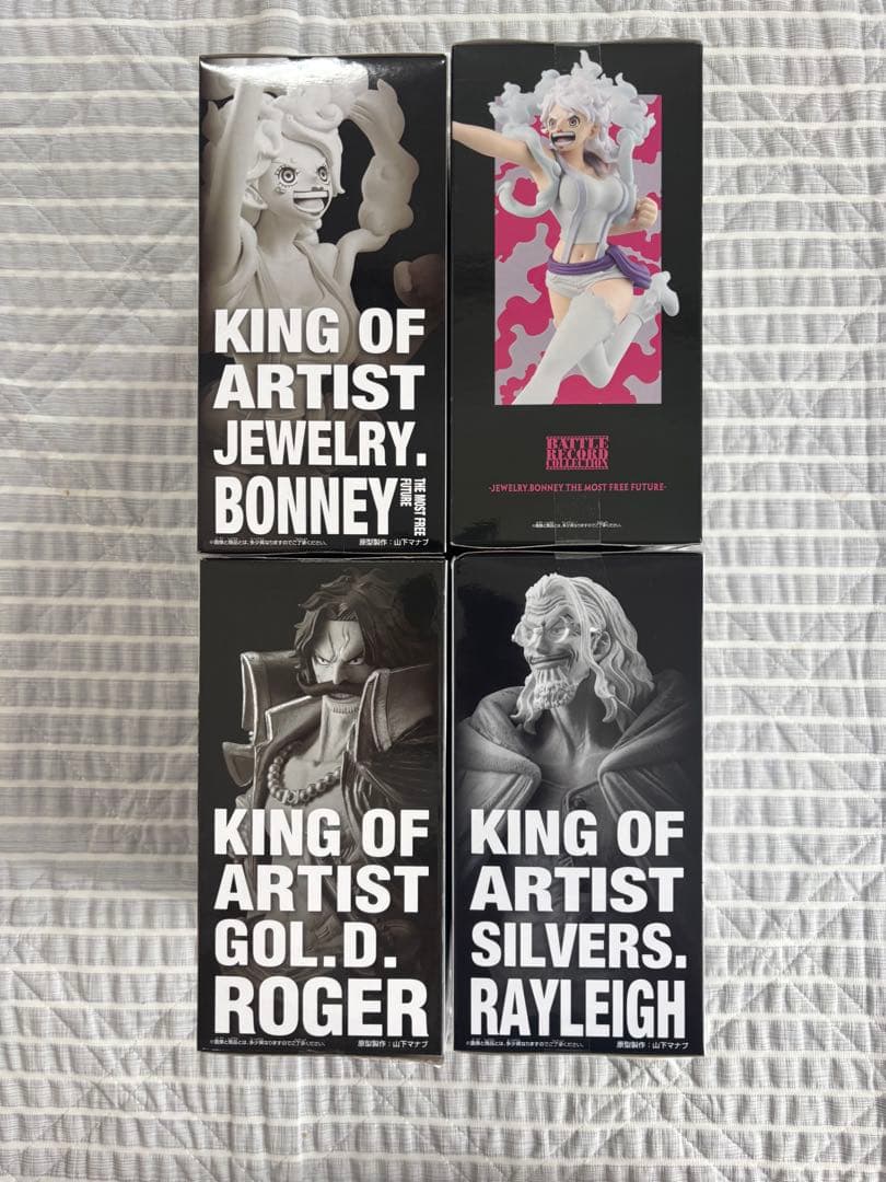 ワンピースフィギュア　ロジャー、レイリー、ボニー4点セット