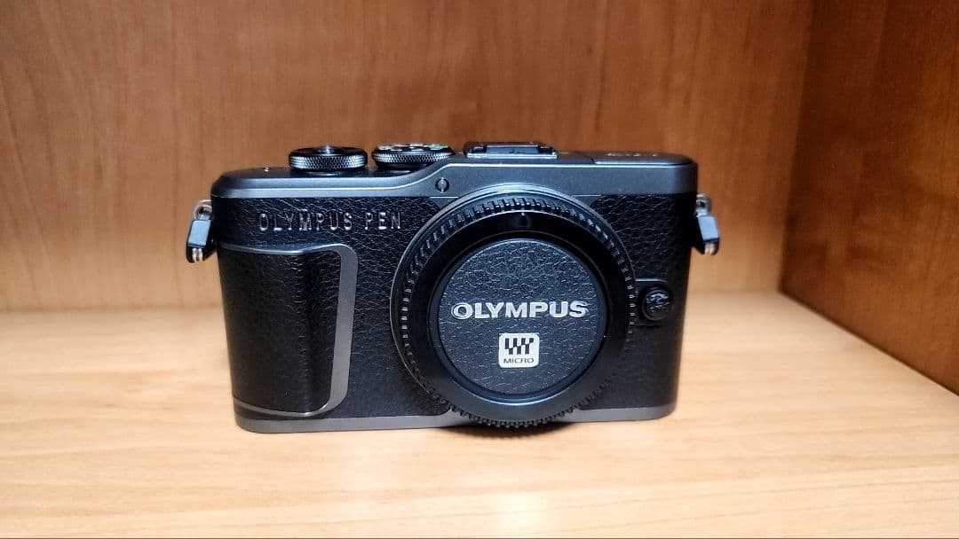 【貴重な廃盤】OLYMPUS PEN E-PL10ブラック 箱・カメラケース付き