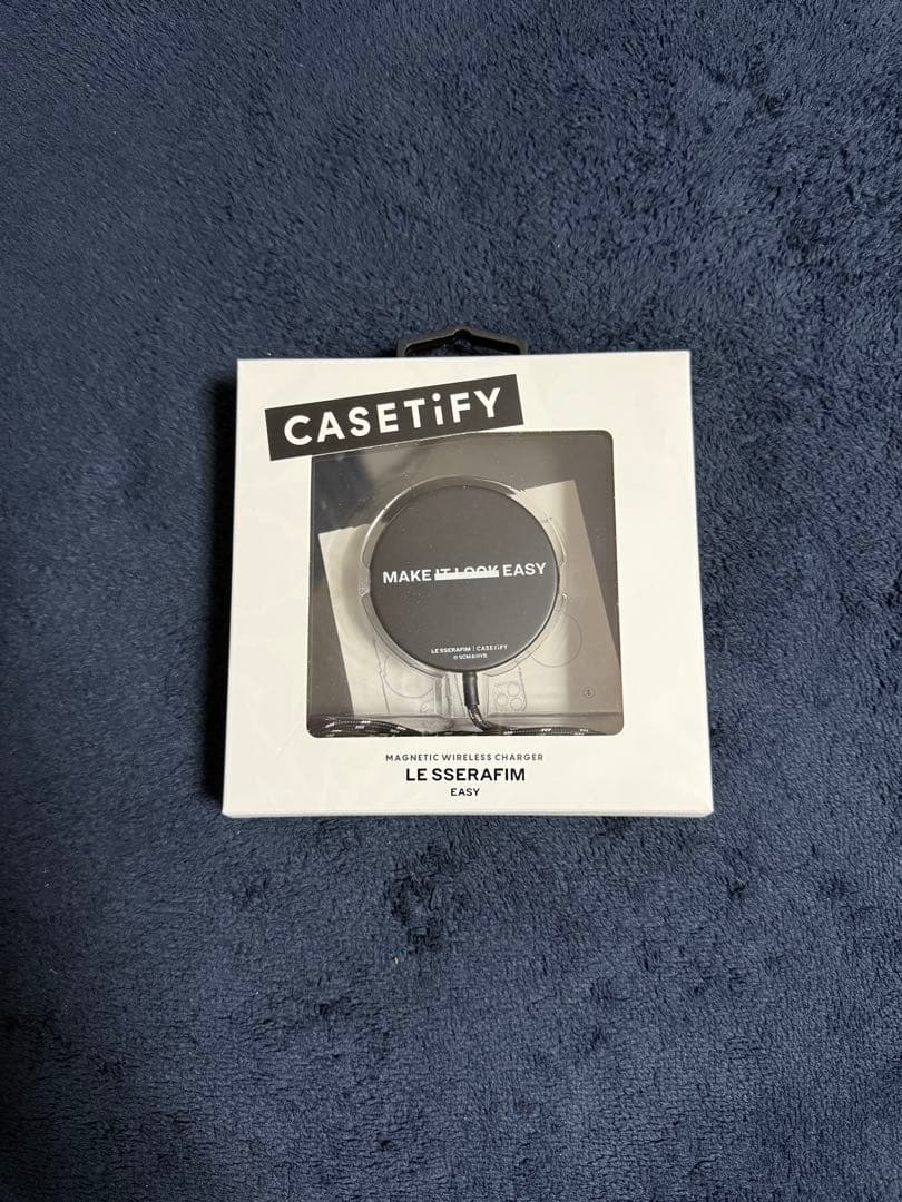 CASSETiFY LE SERAFIM iPhoneケースmegsafe充電器