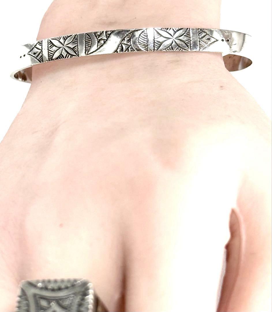 トゥアレグ族　ハンドメイド　シルバーブレスレット