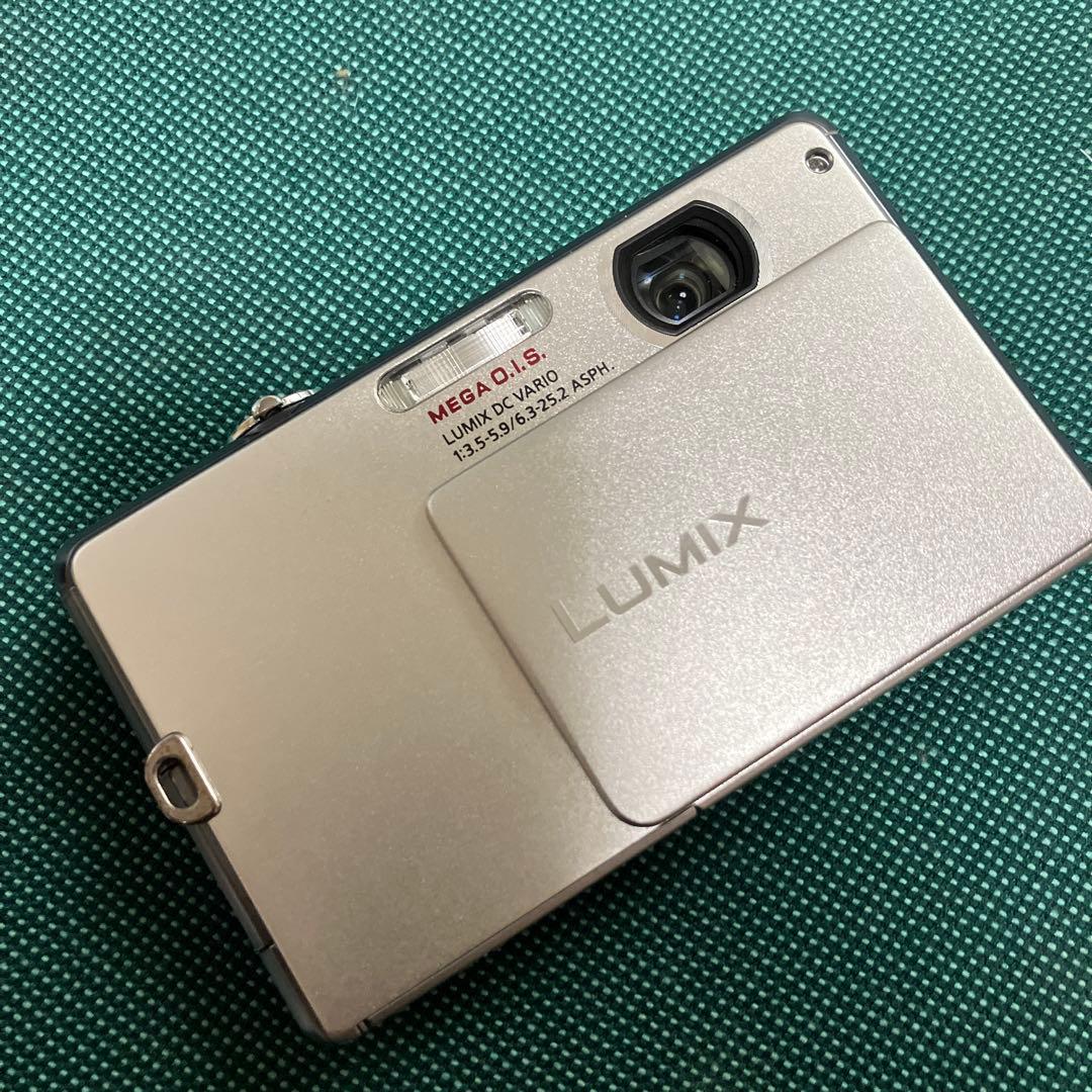 【新品未使用】 Panasonic LUMIX DMC-FP1