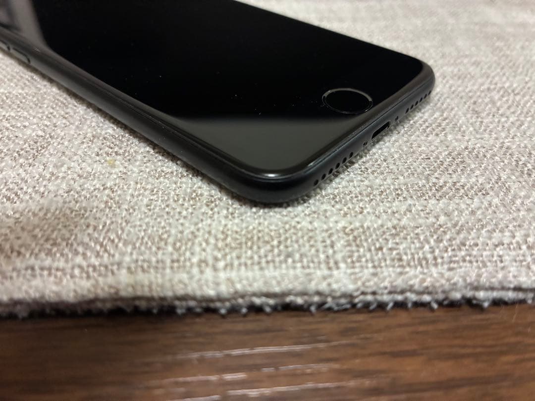 iphone SE2 128GB 美品