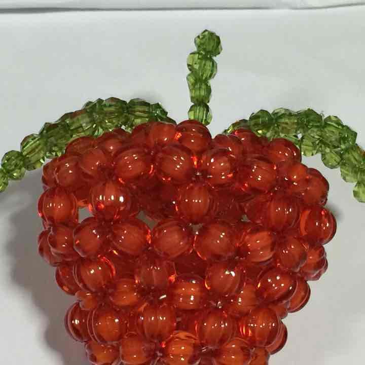 幸せな赤リンゴ ラッキーアップル