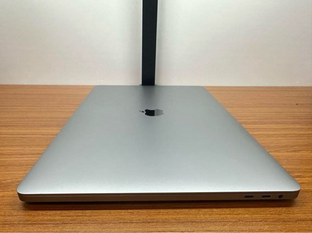 MacBook本体 MacBook Pro 2019 i9 16inch 32Gb 1Tb