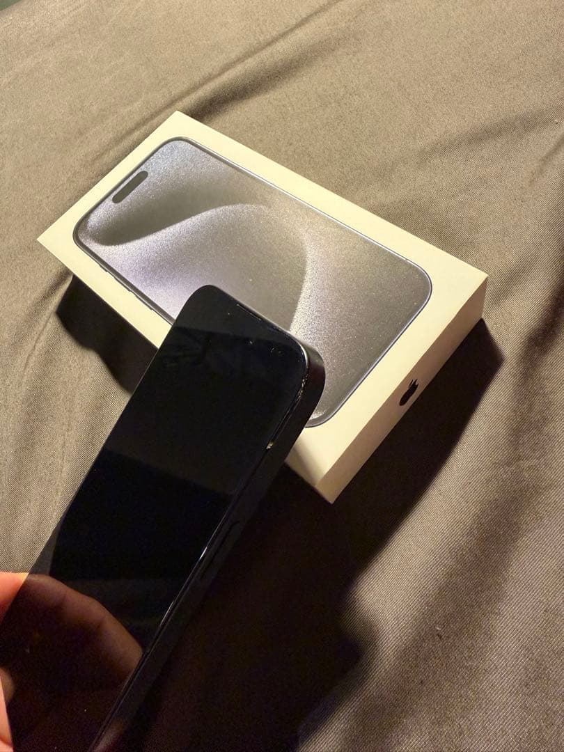 おまけ付きiPhone 15Pro ブルーチタニウム128GB本体