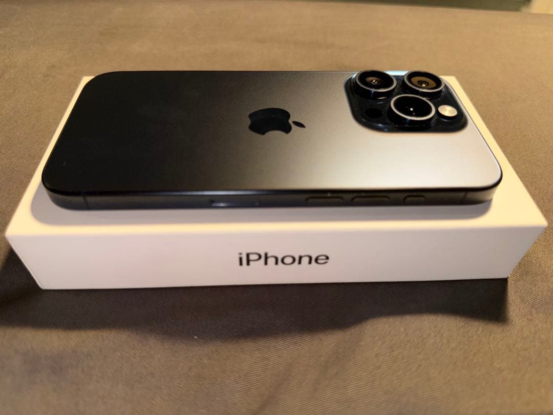おまけ付きiPhone 15Pro ブルーチタニウム128GB本体