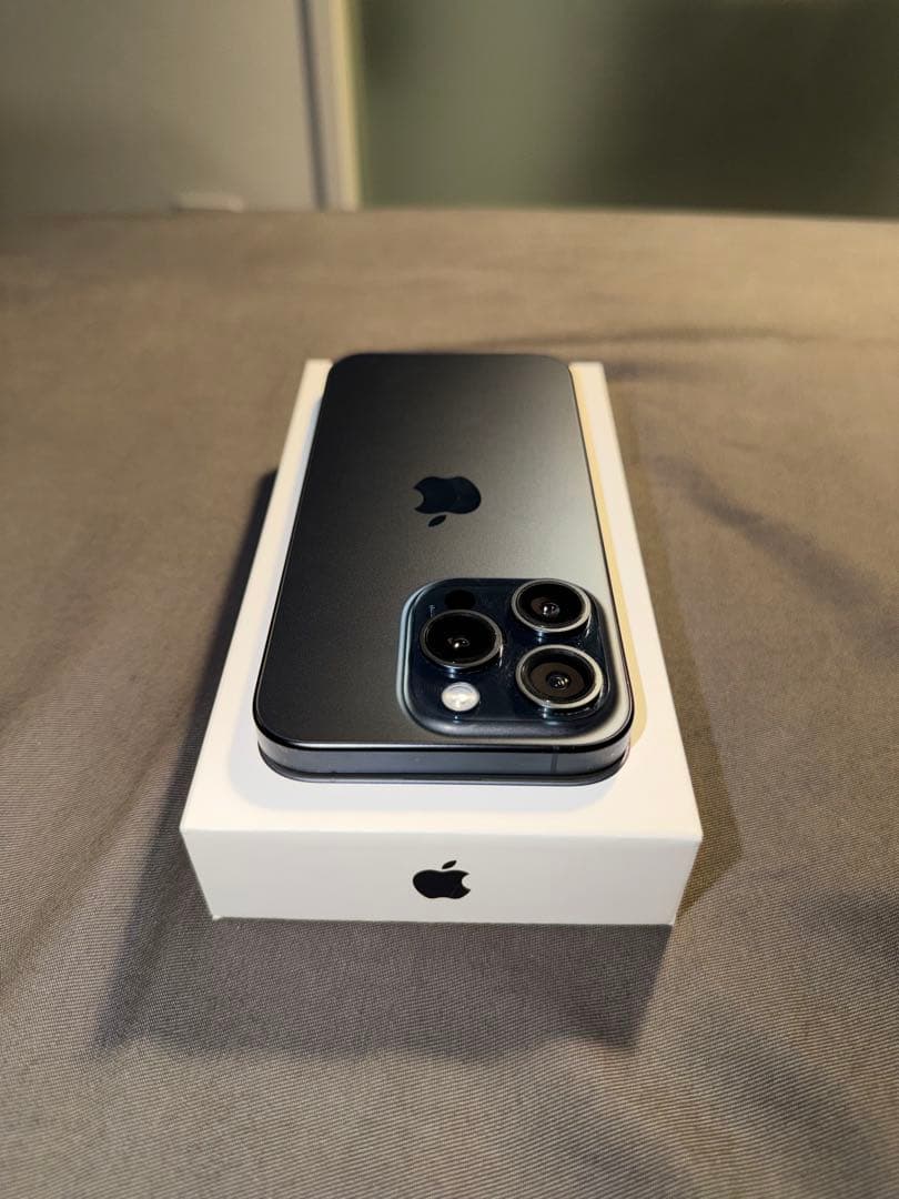 おまけ付きiPhone 15Pro ブルーチタニウム128GB本体